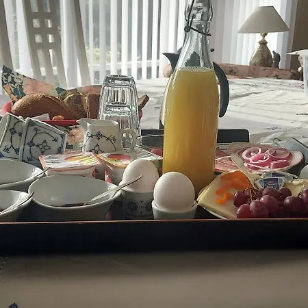 Gaestehus Stillinge 3*