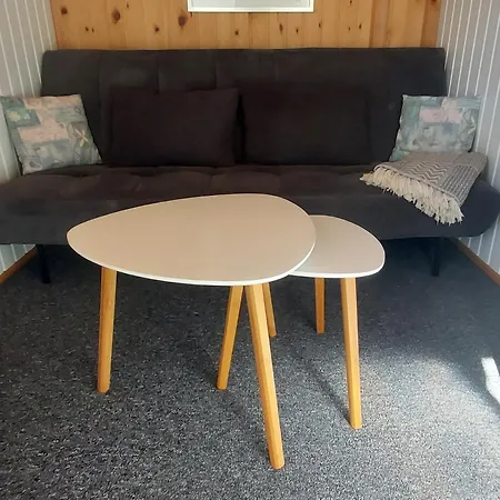 Gaestehus Stillinge